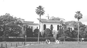 神学部本館（上ケ原キャンパス）